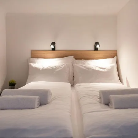 Park Harmony Duplex - Near Heroes' Square Lejlighed *