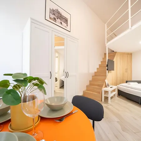 Park Harmony Duplex - Near Heroes' Square